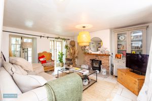 Sitting Room- click for photo gallery